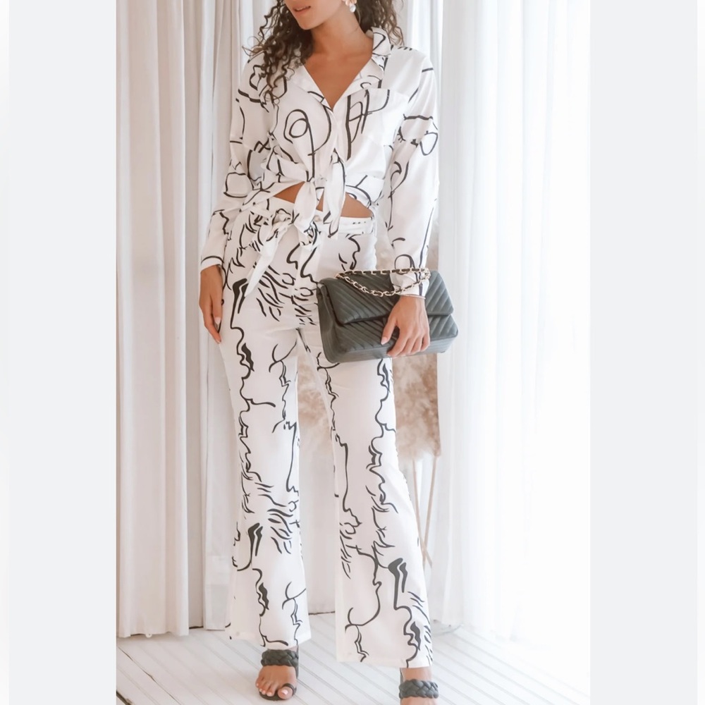 Milk & Honey Abstract White and Black Abstract Printed Wide Leg Flowy Pants